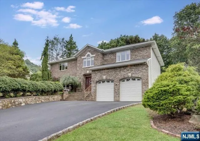 1st image of 64 Roosevelt Ave, North Haledon, NJ 07508 | MLS# 26012267