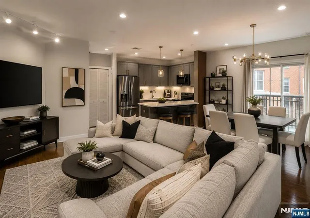 Homes for sale in Newark, NJ | 84 Union St, Newark, NJ 07105 | MLS# 26012359