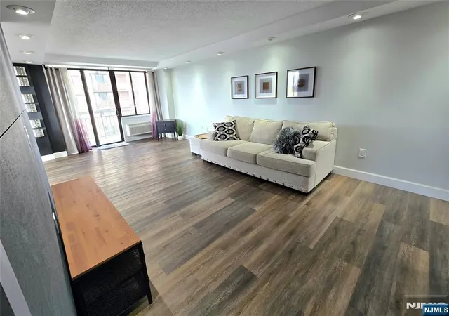 Homes for sale in Hackensack, NJ | 151 Prospect Ave #6C, Hackensack, NJ 07601 | MLS# 26012377