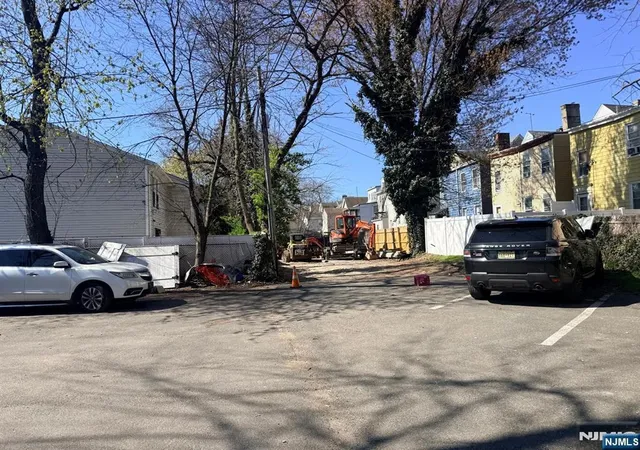 Photo 4 of Multi family home for sale at 318 White St, Orange, NJ 07050 | MLS# 26012399 | Listing updated on 2026-04-12