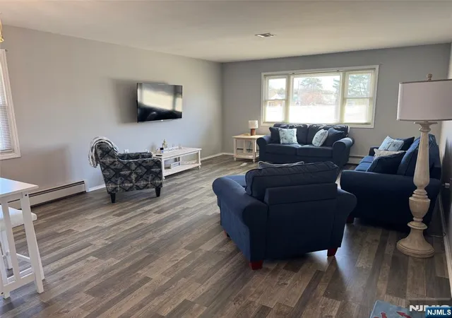 Photo 3 of House for sale at 1 Ashcroft Ln, Berkeley, NJ 08757 | MLS# 26012430 | Listing updated on 2026-08-30