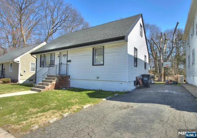 2nd image of 15 John St, Passaic, NJ 07055 | MLS# 26012432