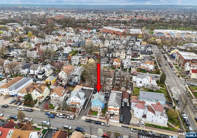4th image of 754 Highland Ave, Newark, NJ 07104 | MLS# 26012520