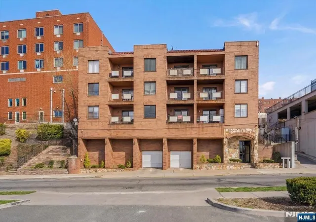 Listing Photo 3 - Condo for sale in building located at 1906 Paterson Plank Rd, Jersey City, NJ 07047 - Unit #2E