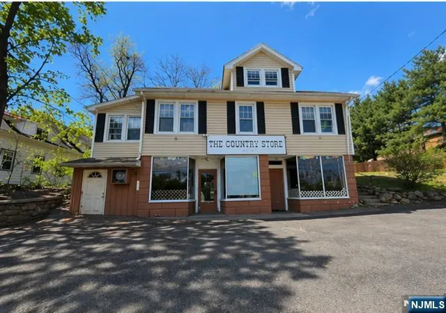 Photo 1 of House for sale at 729 Rivervale Rd, River Vale, NJ 07675 | MLS# 26012628 | Listing updated on 2026-08-29