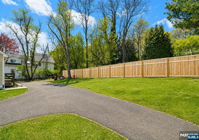 Photo 3 of House for sale at 729 Rivervale Rd, River Vale, NJ 07675 | MLS# 26012628 | Listing updated on 2026-08-29