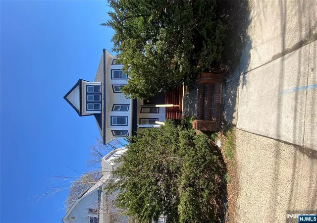 Homes for sale in Newark, NJ | 72-74 Ingraham Pl, Newark, NJ 07108 | MLS# 26012811