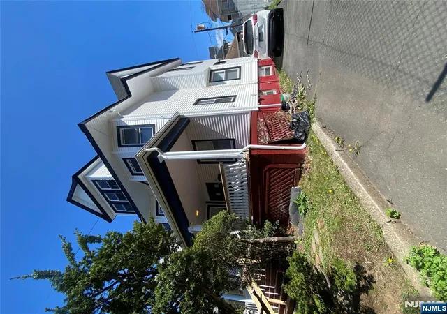 Homes for sale in Newark, NJ | 72-74 Ingraham Pl, Newark, NJ 07108 | MLS# 26012811