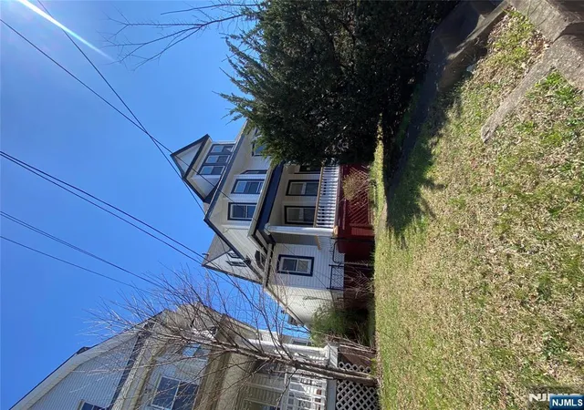 Homes for sale in Newark, NJ | 72-74 Ingraham Pl, Newark, NJ 07108 | MLS# 26012811