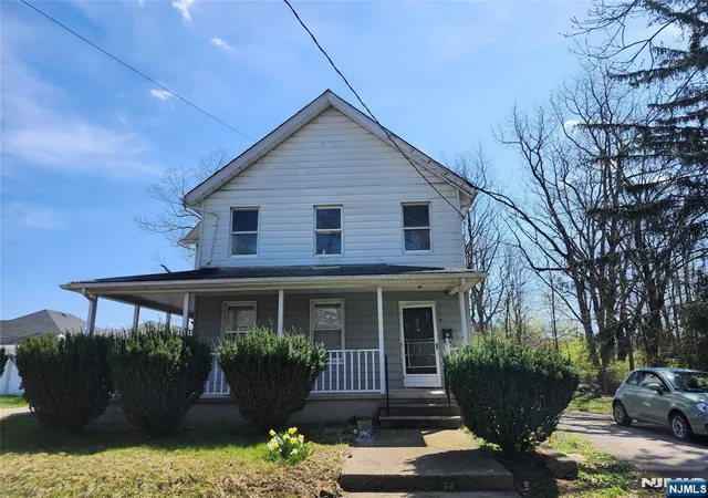 Photo 1 of Sale Pending at 5 Locust St, Wanaque, NJ 07420 | MLS# 26012956 | Listing updated on 2026-08-03