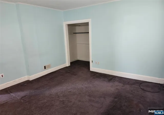 Photo 3 of Sale Pending at 5 Locust St, Wanaque, NJ 07420 | MLS# 26012956 | Listing updated on 2026-08-03