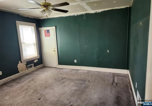 Listing Photo 4 - Condo for sale in building located at 5 Locust St, Wanaque, NJ 07420