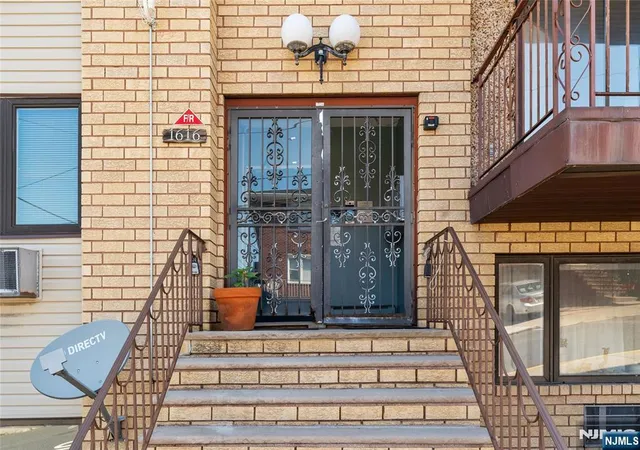 Homes for sale in North Bergen, NJ | 1616 74Th St #206, North Bergen, NJ 07047 | MLS# 26013017