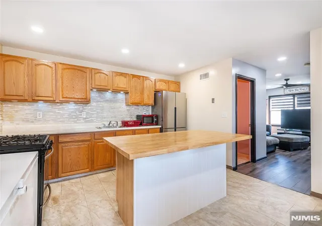 2nd image of 67 69 Cliff St, Paterson, NJ 07522 | MLS# 26013088