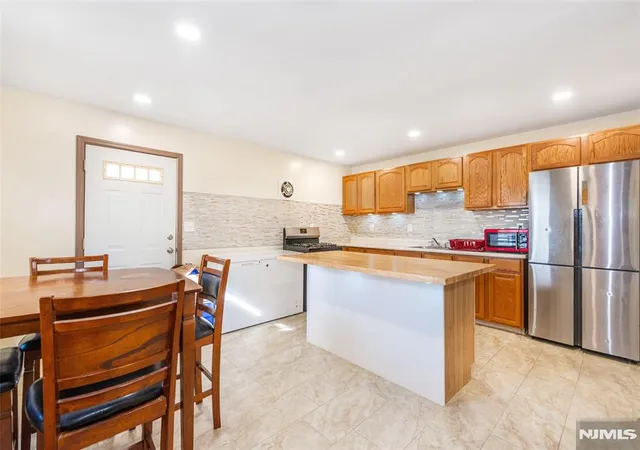 3rd image of 67-69 Cliff St, Paterson, NJ 07522 | MLS# 26013088