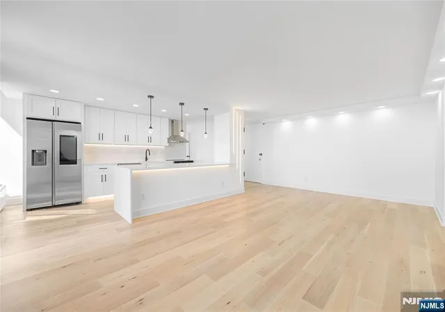Homes for sale in Cliffside Park, NJ | 200 Winston #2417, Cliffside Park, NJ 07010 | MLS# 26013101