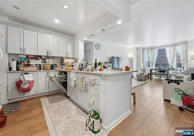 5th image of 2301 City Pl, Edgewater, NJ 07020 | MLS# 26013166