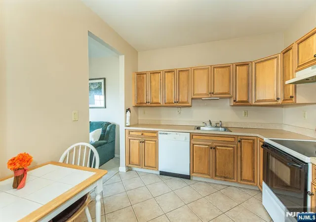 Homes for sale in Woodland Park, NJ | 375 Rifle Camp Rd #202, Woodland Park, NJ 07424 | MLS# 26013311