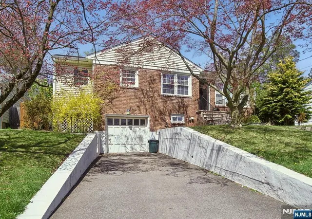 2nd image of 39 Glen Ave, Millburn, NJ 07041 | MLS# 26013316