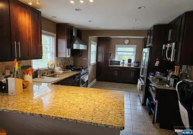 5th image of 39 Glen Ave, Millburn, NJ 07041 | MLS# 26013316