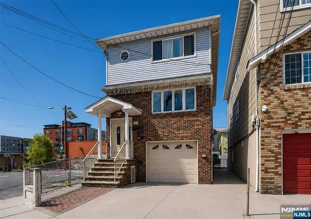 Homes for sale in Harrison, NJ | 331 Essex St, Harrison, NJ 07029 | MLS# 26013404