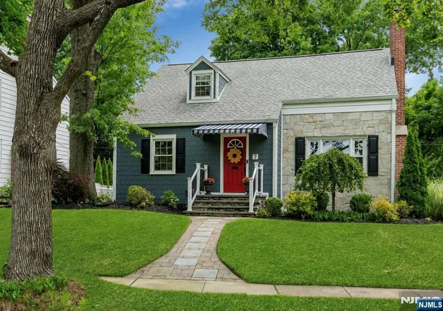 1st image of 7 Hawthorne Ave, Glen Ridge, NJ 07028 | MLS# 26013412