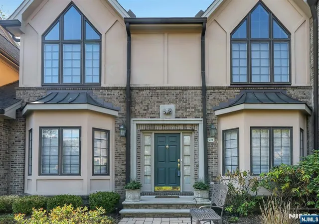Photo 2 of Sale Pending at 278 Hampshire Ridge #278, Park Ridge, NJ 07656 | MLS# 26013521 | Listing updated on 2026-07-09