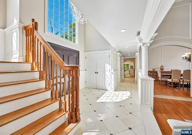 3rd image of 554 Hampton Hill Rd, Franklin Lakes, NJ 07417 | MLS# 26013551