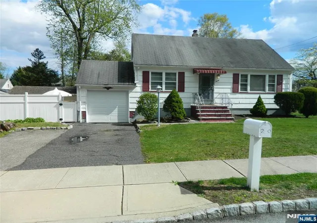 Photo 1 of Single family home for sale at 20 Saint Charles Ave, Caldwell, NJ 07006 | MLS# 26013673 | Listing updated on 2026-08-19