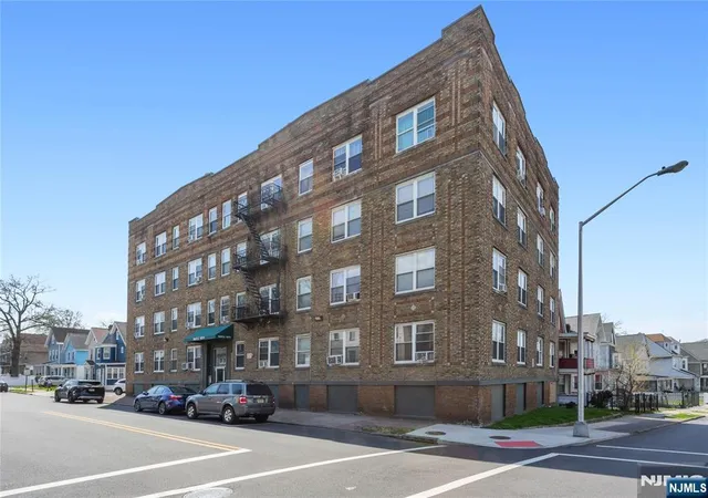 Homes for sale in East Orange, NJ | 133 Maple Ave #405, East Orange, NJ 07017 | MLS# 26013682