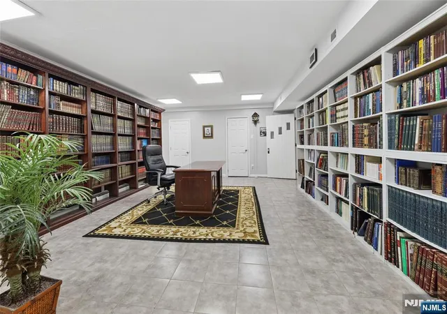 41st image of 86 Crescent Ave, Passaic, NJ 07055 | MLS# 26013706