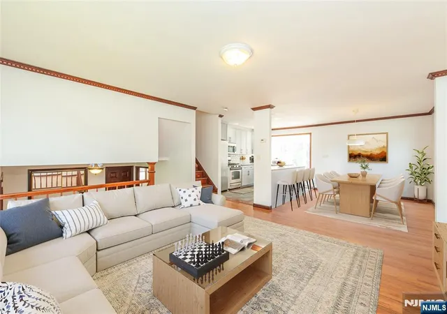 4th image of 728 Prospect St, Glen Rock, NJ 07452 | MLS# 26013792
