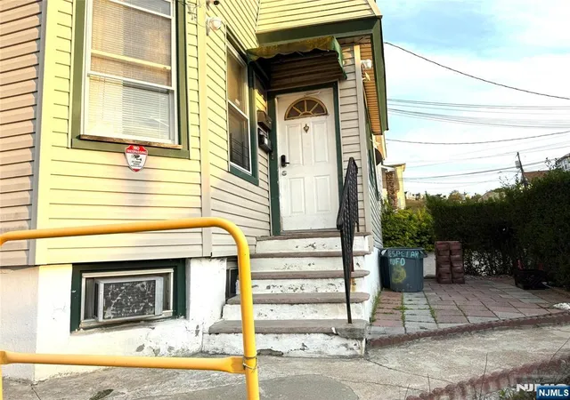 Photo 3 of Multi family home for sale at 17 Quinn St, Paterson, NJ 07501 | MLS# 26014033 | Listing updated on 2026-05-07
