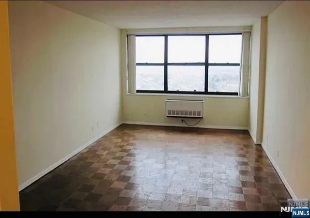 Photo 4 of Condo for sale at 7000 Boulevard East Boulevard #49I, Guttenberg, NJ 07093 | MLS# 26014339 | Listing updated on 2026-08-25