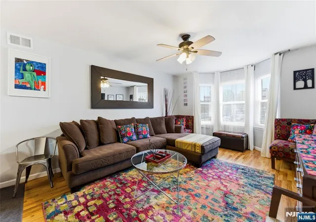 5th image of 286 Broad St, Newark, NJ 07104 | MLS# 26014385
