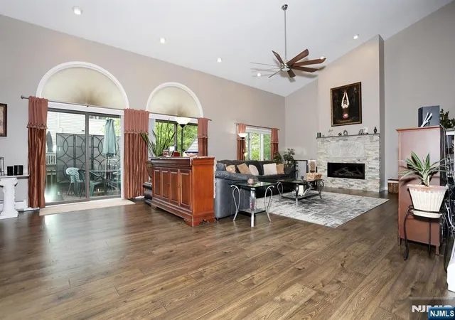 3rd image of 515 Elm Ct, Norwood, NJ 07648 | MLS# 26014446