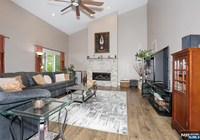 4th image of 515 Elm Ct, Norwood, NJ 07648 | MLS# 26014446