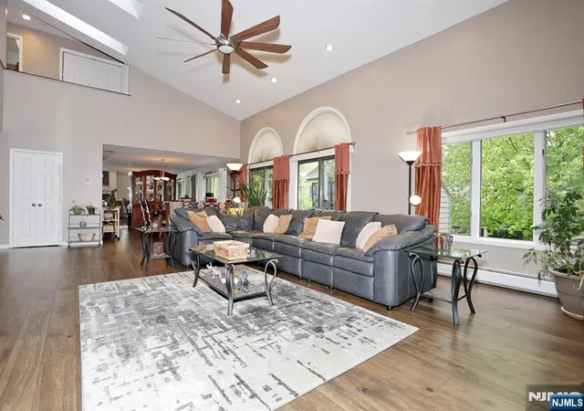 5th image of 515 Elm Ct, Norwood, NJ 07648 | MLS# 26014446