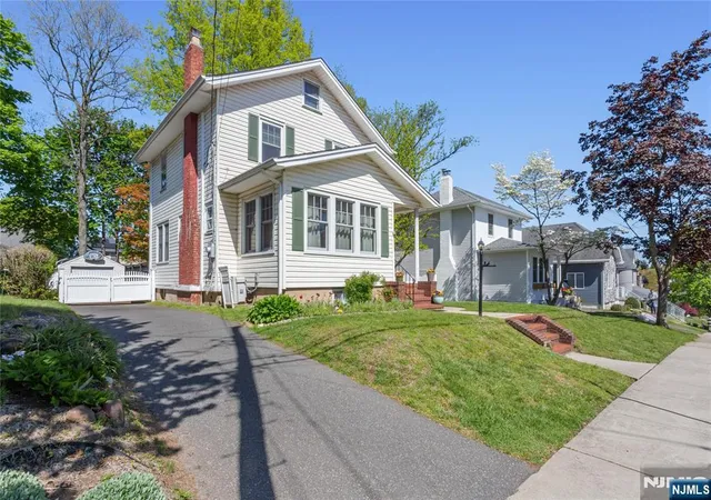 Homes for sale in Hasbrouck Heights, NJ | 141 Henry St, Hasbrouck Heights, NJ 07604 | MLS# 26014649