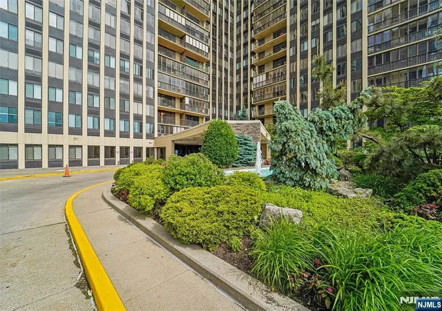 2nd image of 200 Winston, Cliffside Park, NJ 07010