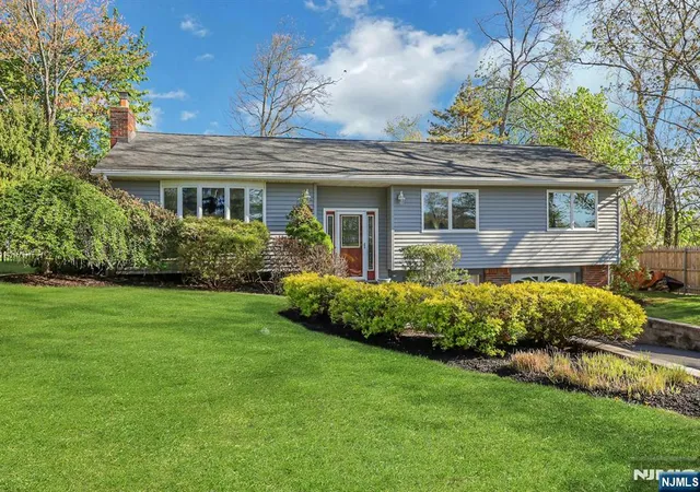 2nd image of 5 Seminole Wy, West Milford, NJ 07480 | MLS# 26014850