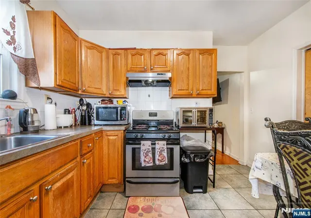 Photo 4 of Multi family home for sale at 234 2Nd St, Newark, NJ 07107 | MLS# 26014864 | Listing updated on 2026-05-03