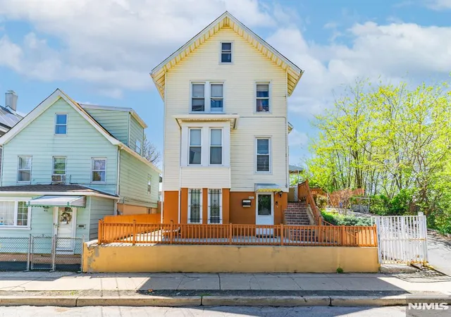 Homes for sale in Orange, NJ | 420 Mechanic St, Orange, NJ 07050 | MLS# 26015008