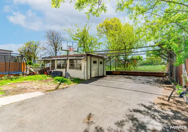 Homes for sale in Orange, NJ | 420 Mechanic St, Orange, NJ 07050 | MLS# 26015008