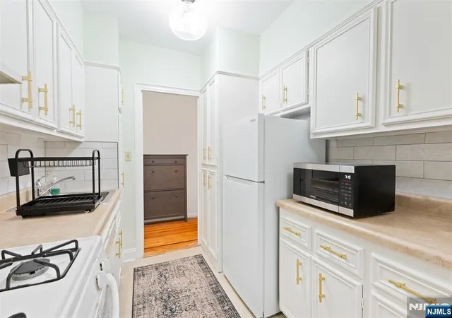 Homes for sale in Englewood, NJ | 100 E Palisade Ave #B22, Englewood, NJ 07631 | MLS# 26015029