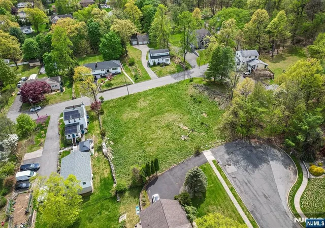 3rd image of 84-98 Roosevelt, North Haledon, NJ 07508 | MLS# 26015060
