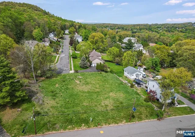 5th image of 84-98 Roosevelt, North Haledon, NJ 07508 | MLS# 26015060