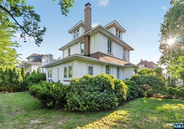 Homes for sale in Ridgefield Park, NJ | 109 Park St, Ridgefield Park, NJ 07660 | MLS# 26015168