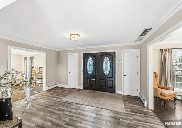 Homes for sale in Old Tappan, NJ | 27 Pine Hill Rd, Old Tappan, NJ 07675 | MLS# 26015214