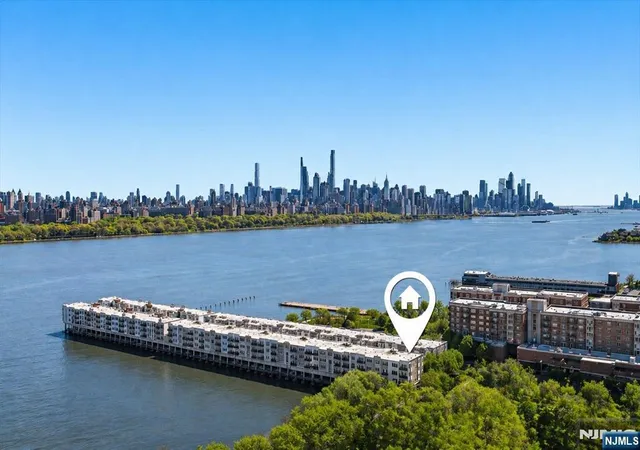 Homes for sale in Edgewater, NJ | 140 The Promenade, Edgewater, NJ 07020 | MLS# 26015285